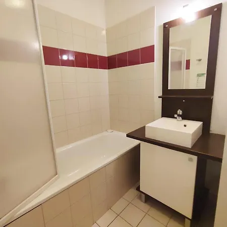 דירה La Cardabelle, T2, Centre Luchon, Wifi, Casier A Ski, Ascenseur, 4 Personnes *